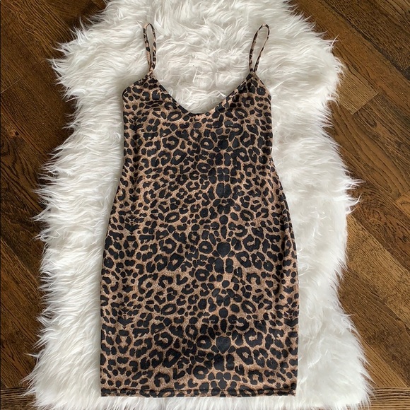 NWOT PrettyLittleThing Leopard Dress (US 8)